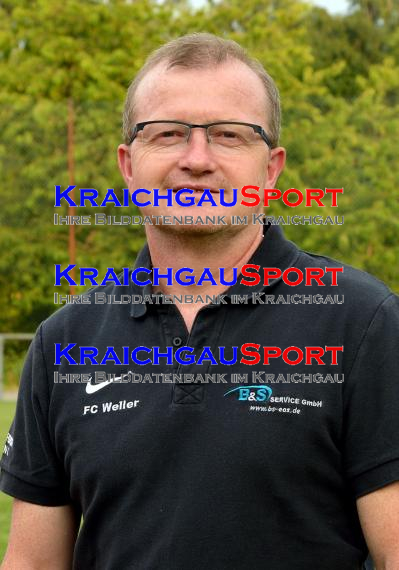 Fussball-Regional-Saison-2016/17-Spieler-Trainerunktionäre (© Fotostand / Loerz)